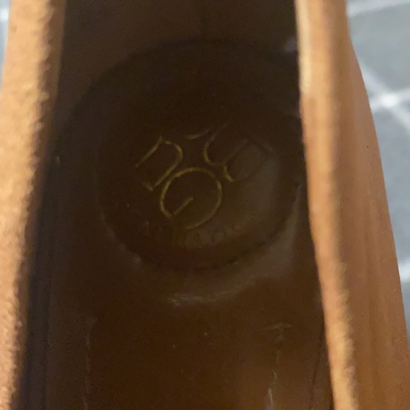 BCBG generation brown/tan leather heels, size 8 - Picture 2 of 4